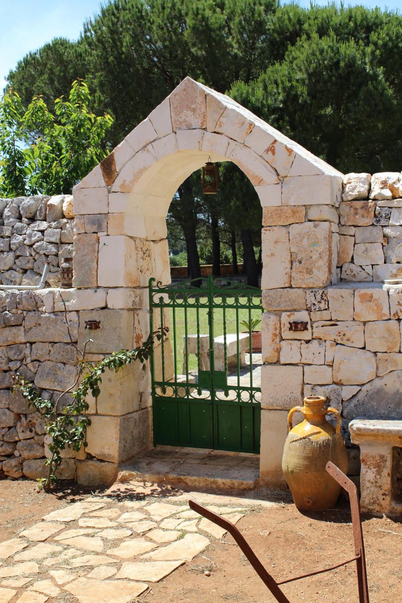 Masseria Tolla Ostuni Eksteriør bilde